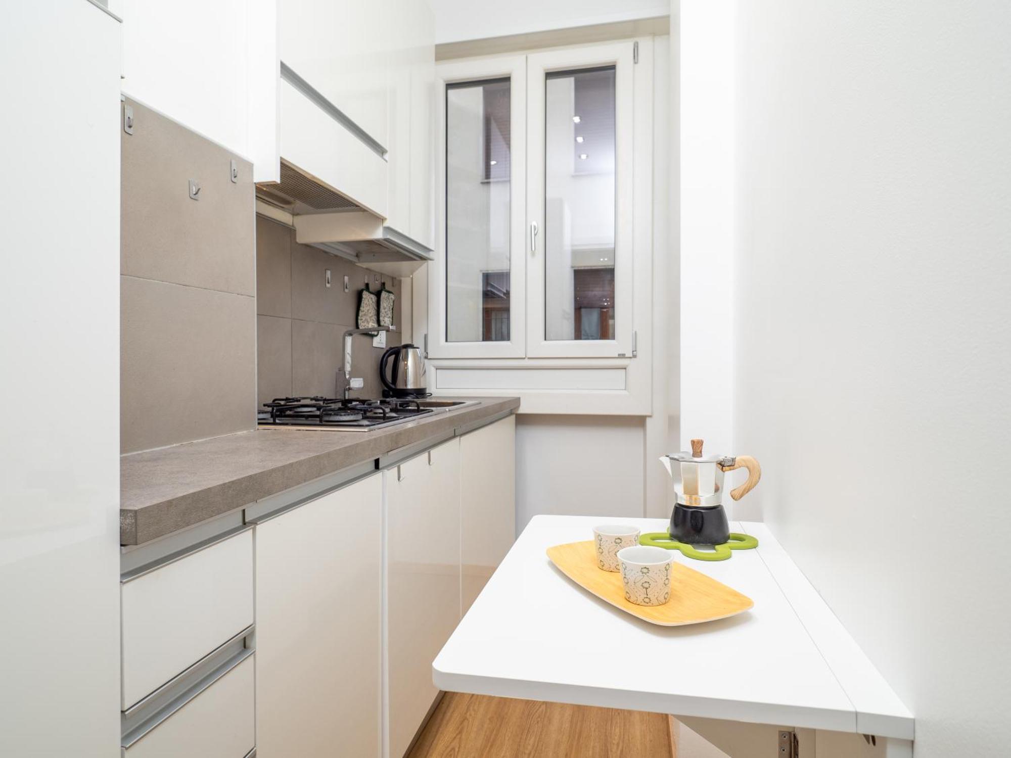 Milano 5 Guests - Modern Apt With Balcony Buitenkant foto